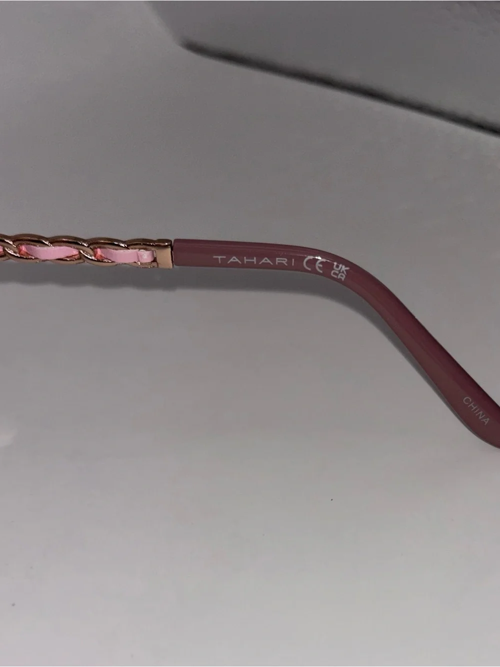 NWT Tahari Aviator Sunglasses Rose Gold Pink Chain Detail Brown Gradient